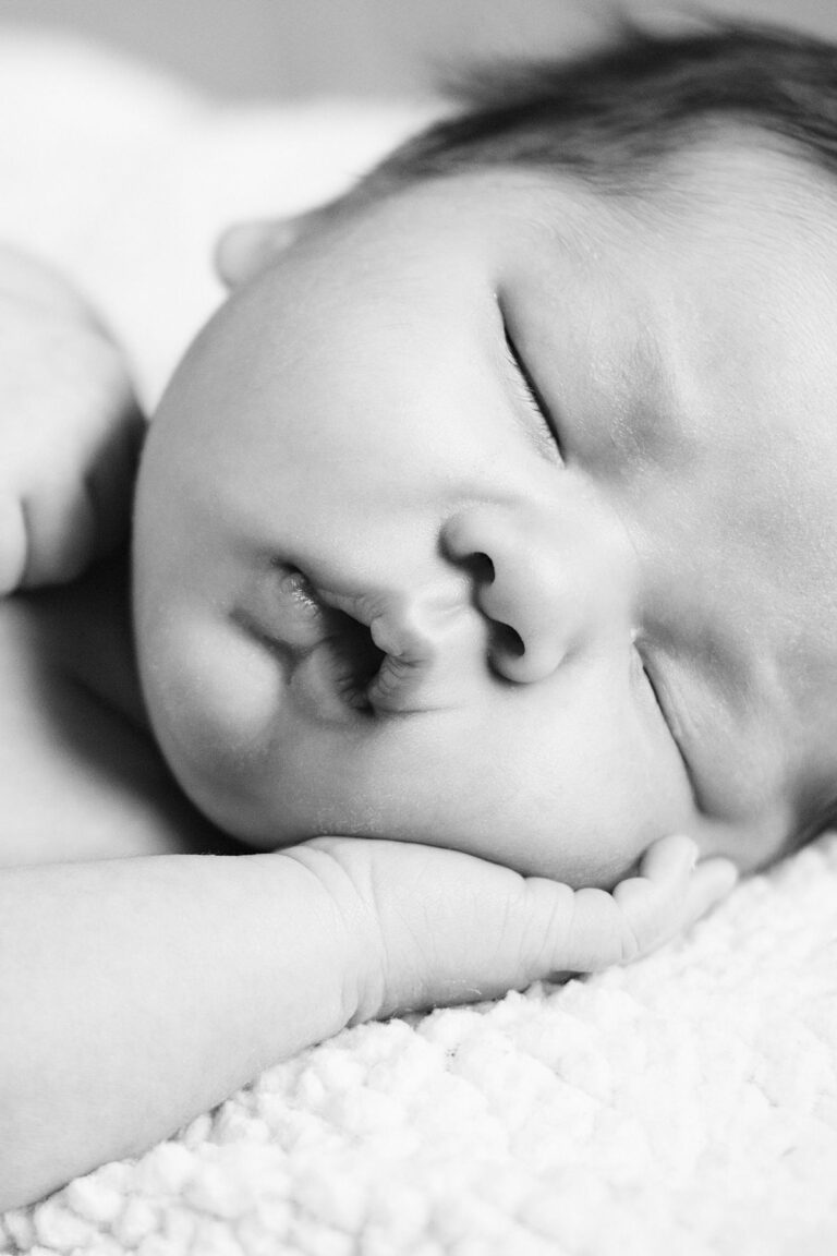 picture of a sleeping baby